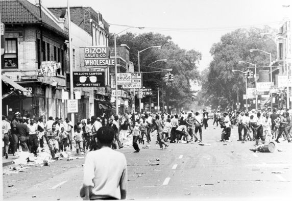 Street view of social unrest in Detroit, July 23-27, 1967. Image: Walter P. Reuther Library.